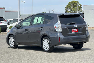 2014 Toyota Prius V Two