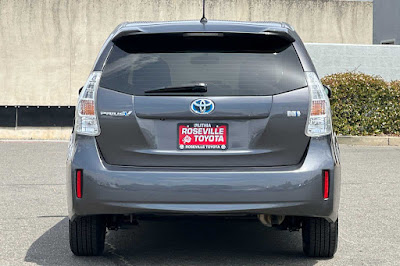 2014 Toyota Prius V Two