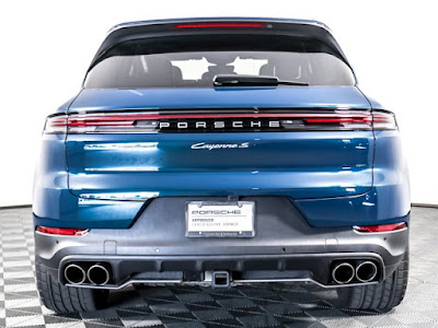 2024 Porsche Cayenne S