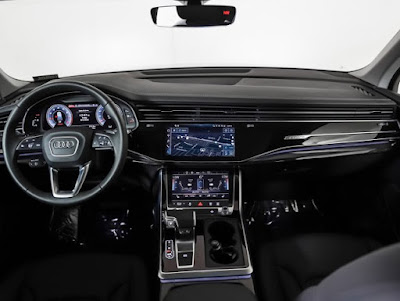 2024 Audi Q7 Premium