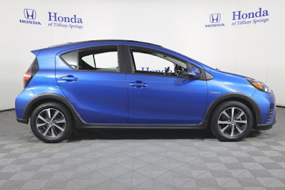 2019 Toyota Prius c C