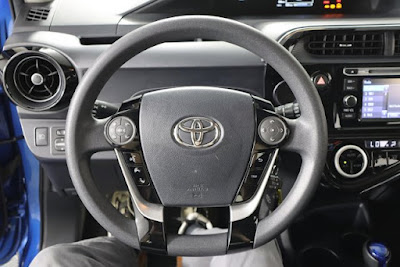 2019 Toyota Prius c C