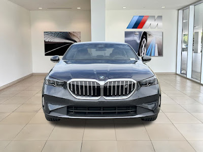 2025 BMW i5 xDrive40