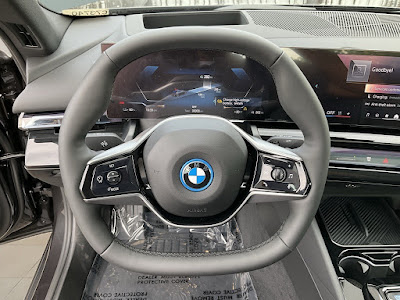 2025 BMW i5 xDrive40