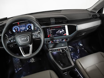 2024 Audi Q3 45 S line Premium