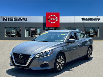 2022 Nissan Altima 2.5 SV