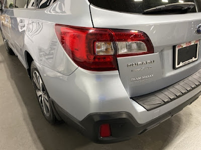 2018 Subaru Outback 2.5i