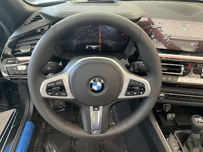 2025 BMW Z4 sDrive M40i