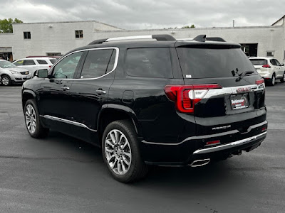 2022 GMC Acadia Denali