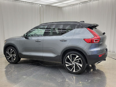 2019 Volvo XC40 R-Design