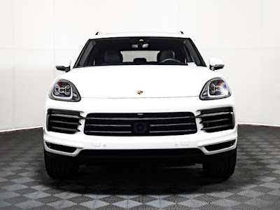 2023 Porsche Cayenne Platinum Edition