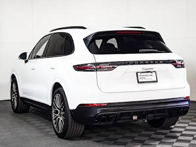 2023 Porsche Cayenne Platinum Edition