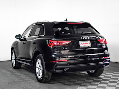 2024 Audi Q3 45 S line Premium