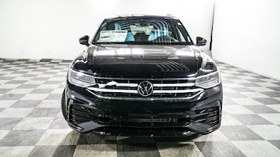 2024 Volkswagen Tiguan 2.0T SE R-Line Black