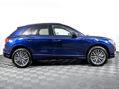 2024 Audi Q3 Premium