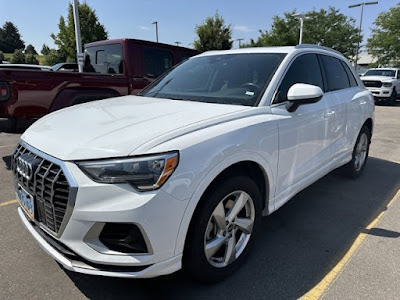 2021 Audi Q3 Premium AWD! SUPER CLEAN!