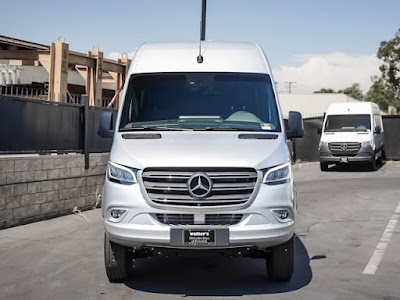 2024 Mercedes-Benz Sprinter Cargo Van