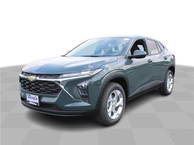 2025 Chevrolet Trax LS