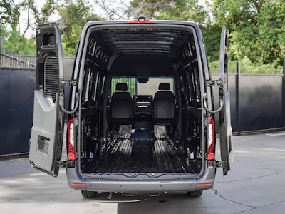 2024 Mercedes-Benz Sprinter Cargo Van