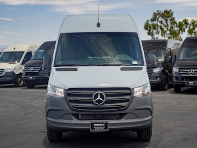 2024 Mercedes-Benz Sprinter Cargo Van