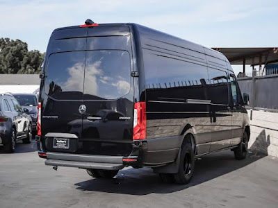 2024 Mercedes-Benz Sprinter Cargo Van