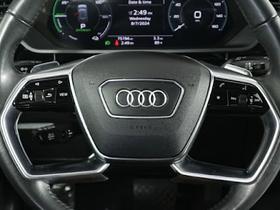 2019 Audi e-tron Prestige