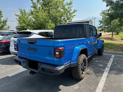 2021 Jeep Gladiator Willys