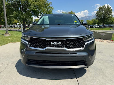 2022 Kia Sorento LX