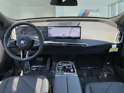 2025 BMW iX xDrive50