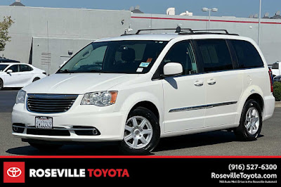 2012 Chrysler Town & Country Touring