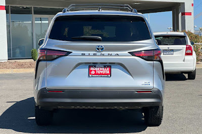 2022 Toyota Sienna XLE