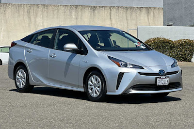 2020 Toyota Prius LE