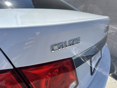 2013 Chevrolet Cruze LS AUTOMATIC!