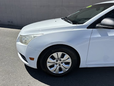 2013 Chevrolet Cruze LS AUTOMATIC!