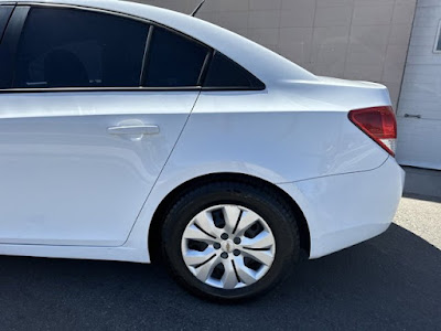 2013 Chevrolet Cruze LS AUTOMATIC!