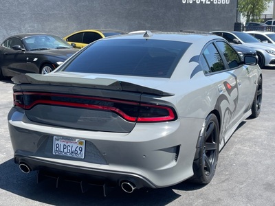 2017 Dodge Charger SRT Hellcat RWD