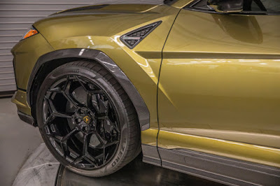 2024 Lamborghini Urus Performante