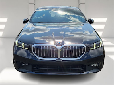 2025 BMW 5 Series 530i xDrive