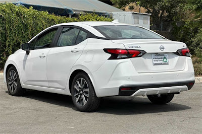 2021 Nissan Versa 1.6 SV