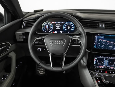 2024 Audi Q8 e-tron Prestige