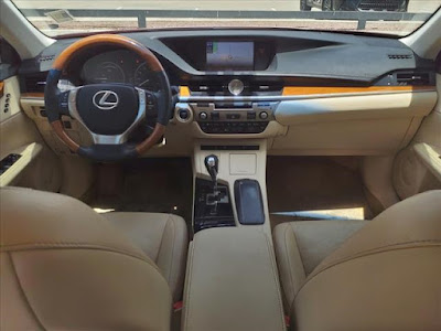 2013 Lexus ES 300h Hybrid