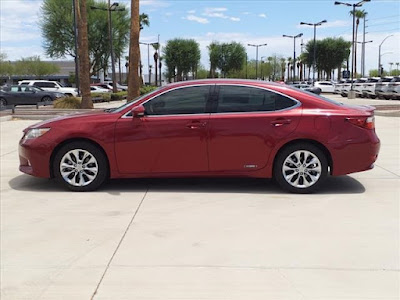 2013 Lexus ES 300h Hybrid