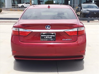 2013 Lexus ES 300h Hybrid