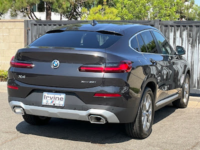 2024 BMW X4 xDrive30i