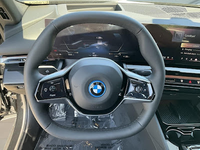 2024 BMW i5 eDrive40