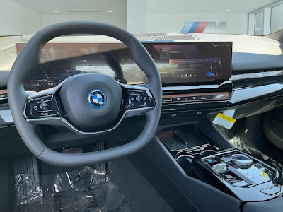 2024 BMW i5 eDrive40