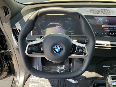 2025 BMW iX xDrive50