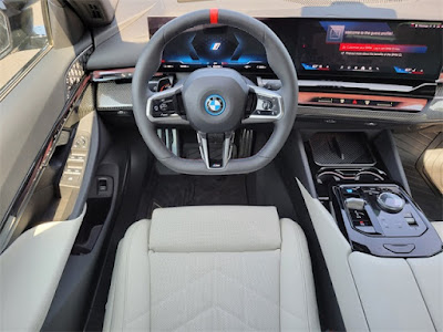 2024 BMW i5 M60