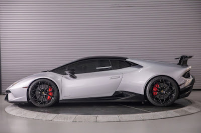 2018 Lamborghini Huracan Performante