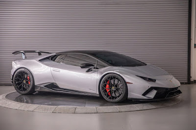 2018 Lamborghini Huracan Performante